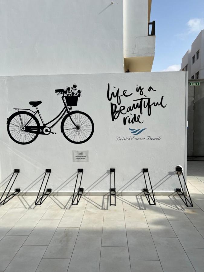 Corralejo Bristol Terrace Apartment Con Giardino Privato Esterno Экстерьер фото